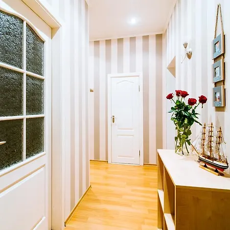 Apartment At The Railway Station *